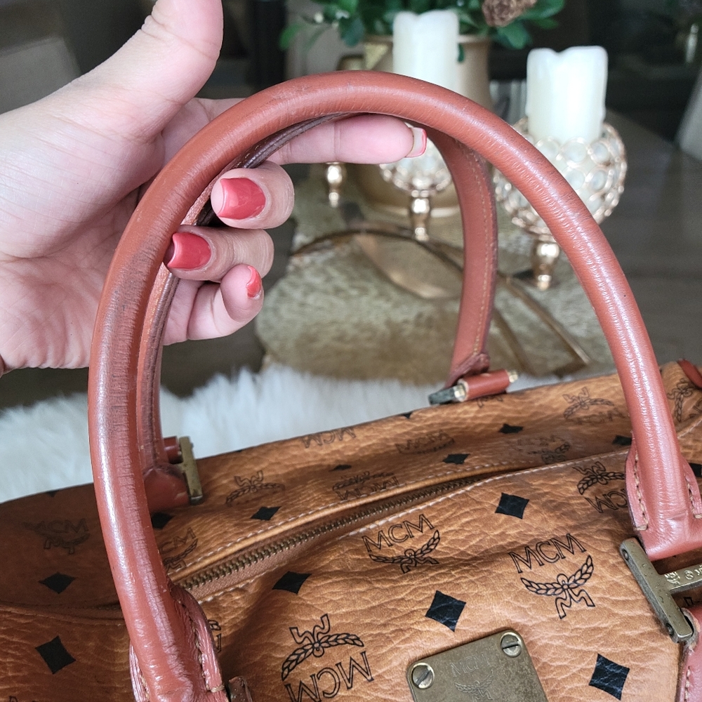 100% Authentic vintage MCM congnac Boston bag - Picture 12 of 15